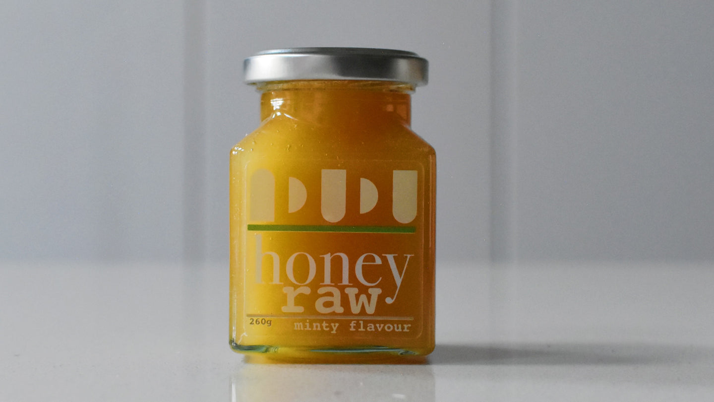Seasonal Raw Honey with Pollen (available from May 2024)