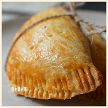 Load image into Gallery viewer, Goat Meat Floss &amp; Goats Cheese Pie